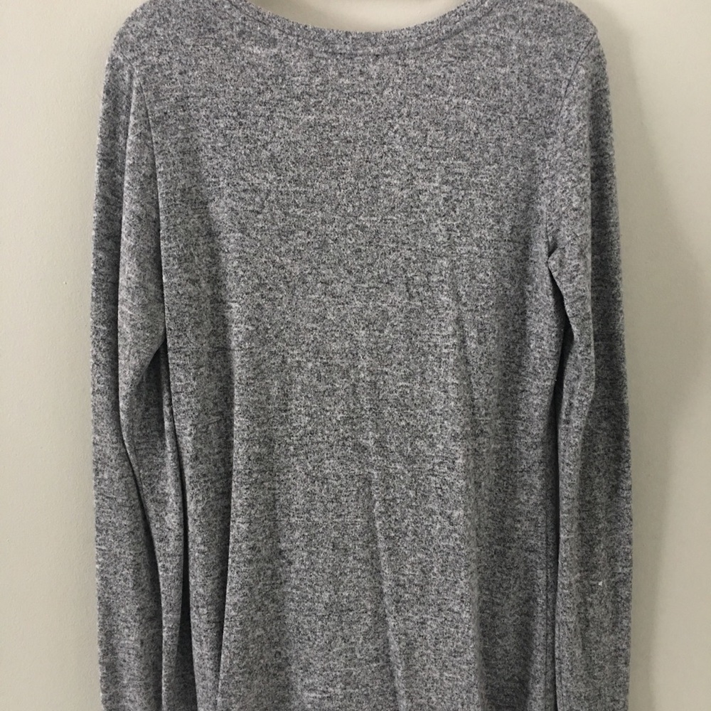 Express Log Sleeve V-Neck Sweater 🖤SALE🖤
